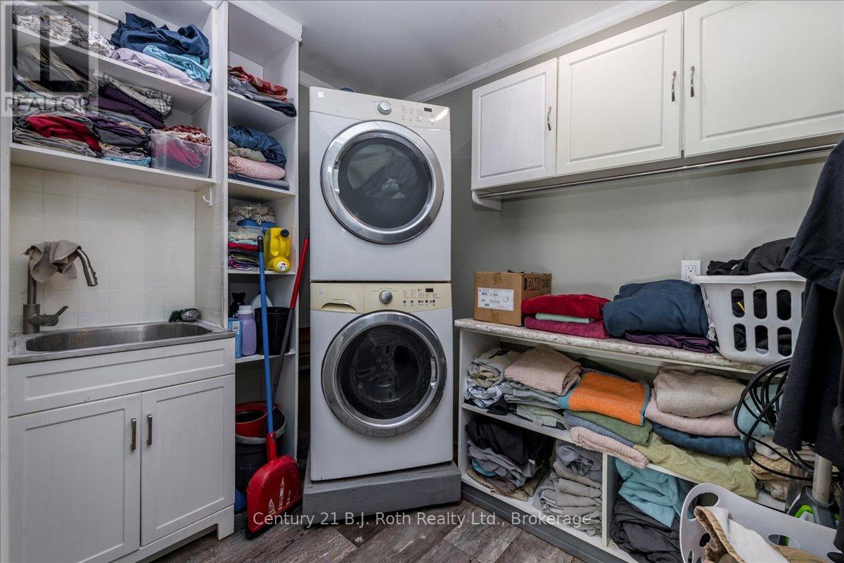 2286 Flos 10 Road, Springwater, Ontario  L0L 1P0 - Photo 29 - S12855224