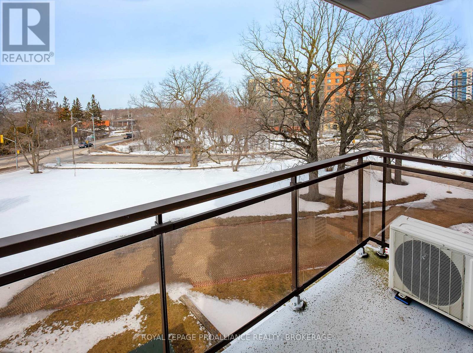 302 - 120 Barrett Court, Kingston (Kingston East (Incl Barret Crt)), Ontario  K7L 5H6 - Photo 25 - X12847604