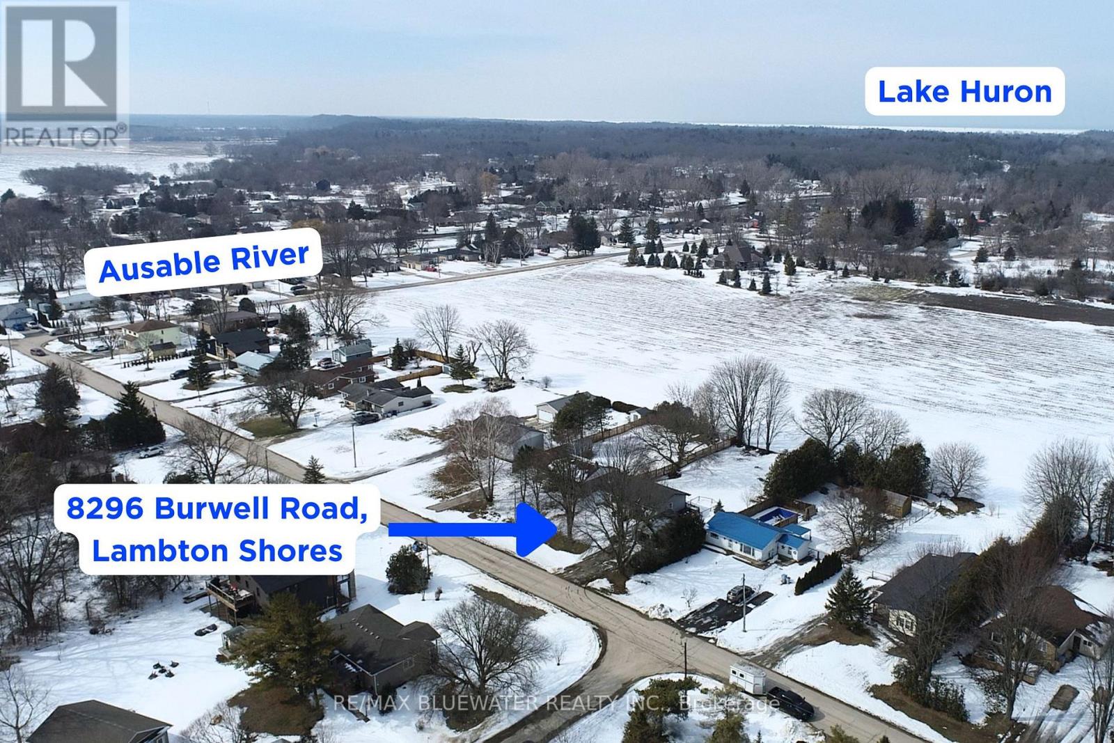 8296 Burwell Road, Lambton Shores, Ontario  N0M 1T0 - Photo 2 - X12844610