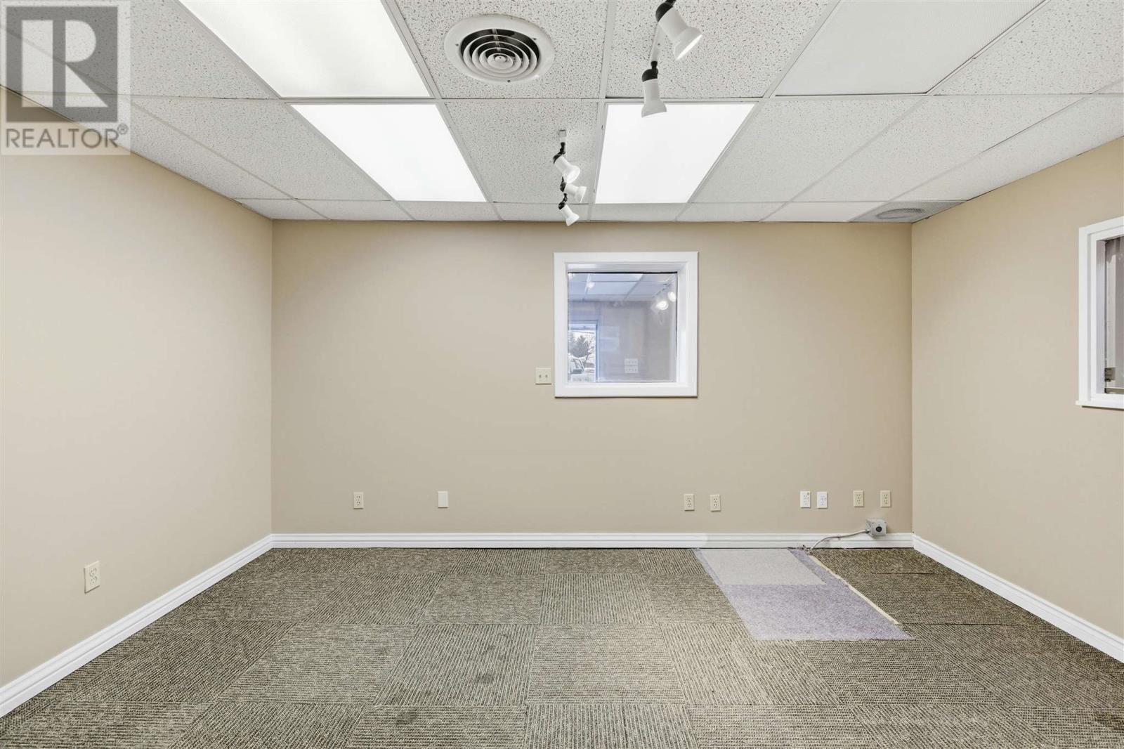 642 Great Northern Rd, Sault Ste. Marie, Ontario  P6B 4Z9 - Photo 14 - SM260027