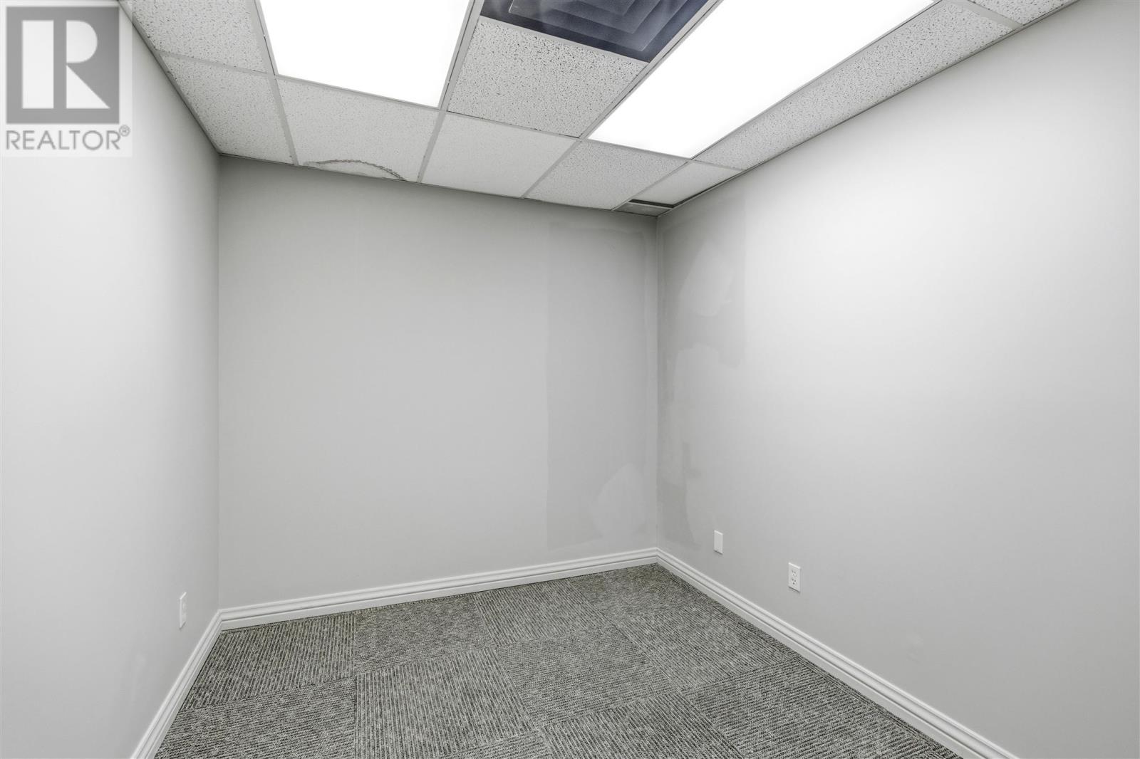 642 Great Northern Rd, Sault Ste. Marie, Ontario  P6B 4Z9 - Photo 34 - SM260027