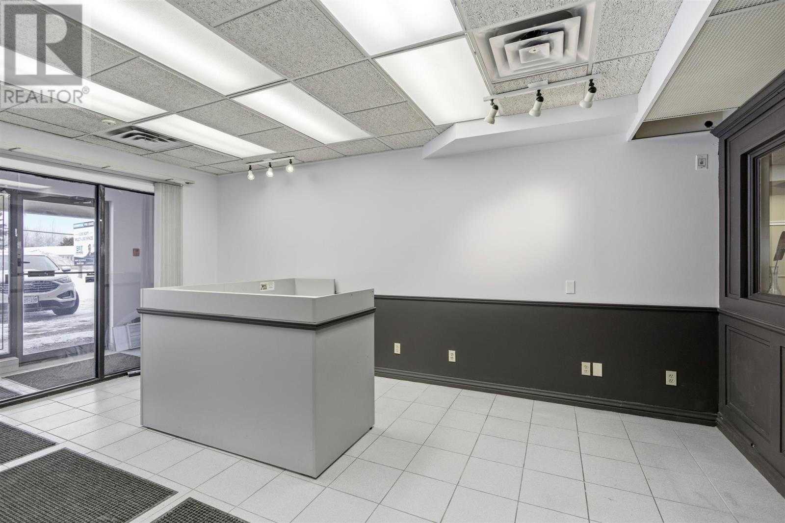 642 Great Northern Rd, Sault Ste. Marie, Ontario  P6B 4Z9 - Photo 7 - SM260027