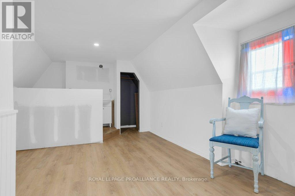 88 Marmora Street, Quinte West (Trenton Ward), Ontario  K8V 2J1 - Photo 27 - X12855262