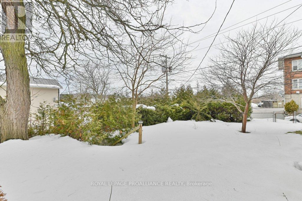 88 Marmora Street, Quinte West (Trenton Ward), Ontario  K8V 2J1 - Photo 30 - X12855262