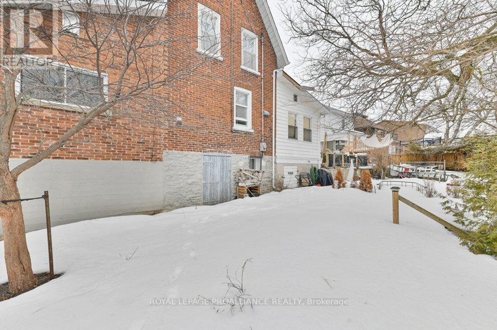 88 Marmora Street, Quinte West (Trenton Ward), Ontario  K8V 2J1 - Photo 32 - X12855262