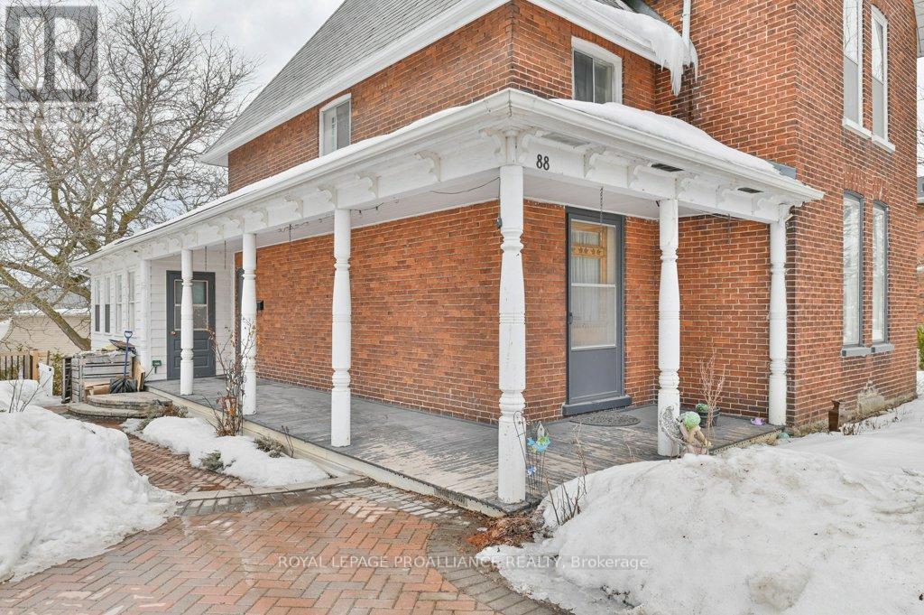 88 Marmora Street, Quinte West (Trenton Ward), Ontario  K8V 2J1 - Photo 4 - X12855262