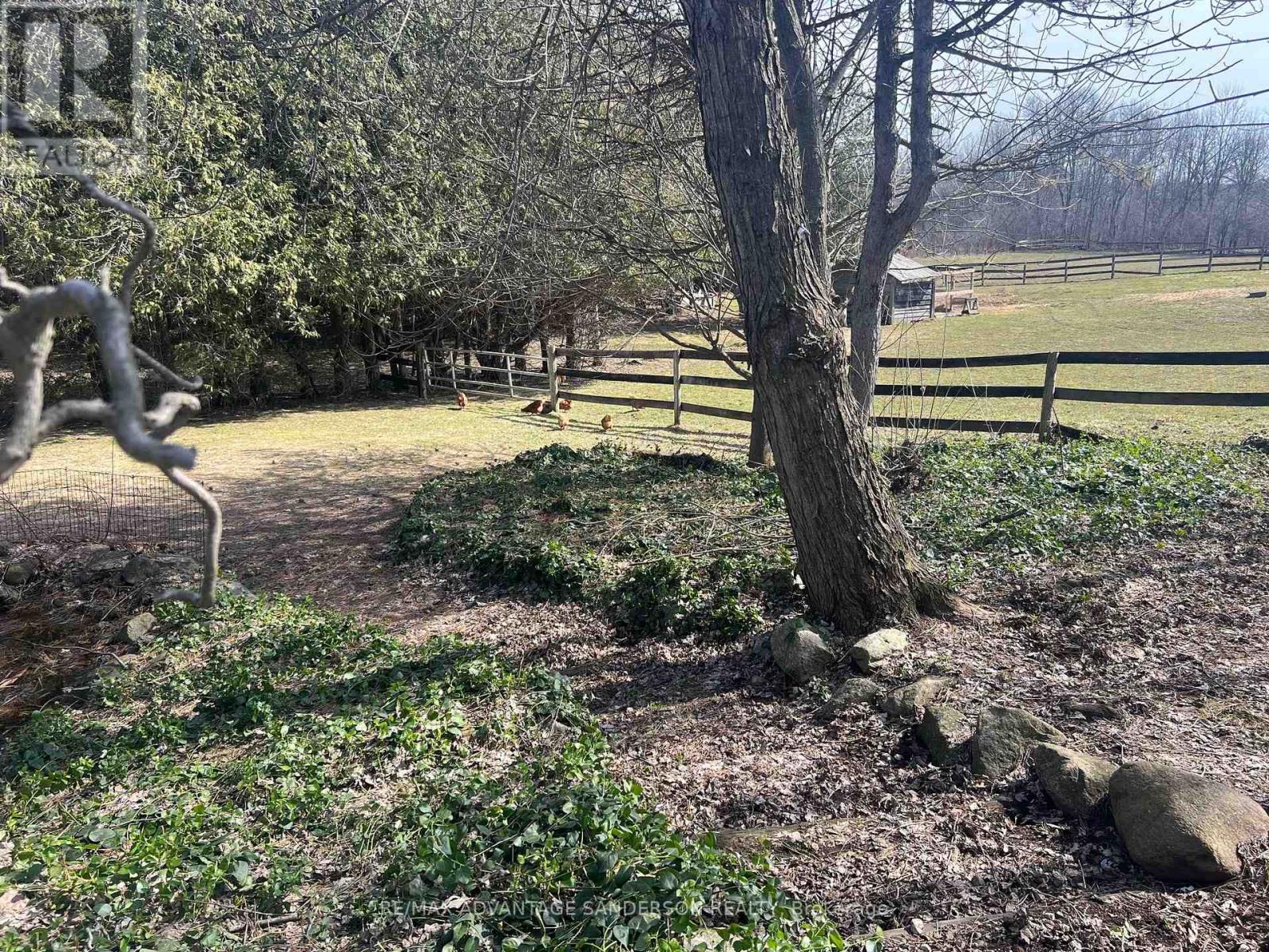 8201 Observatory Drive, Lucan Biddulph, Ontario  N0M 1V0 - Photo 22 - X12855322