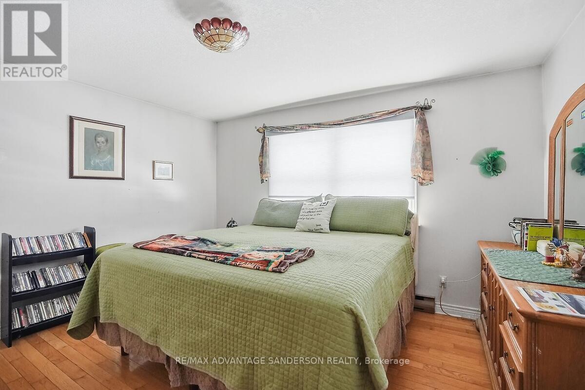 8201 Observatory Drive, Lucan Biddulph, Ontario  N0M 1V0 - Photo 41 - X12855322