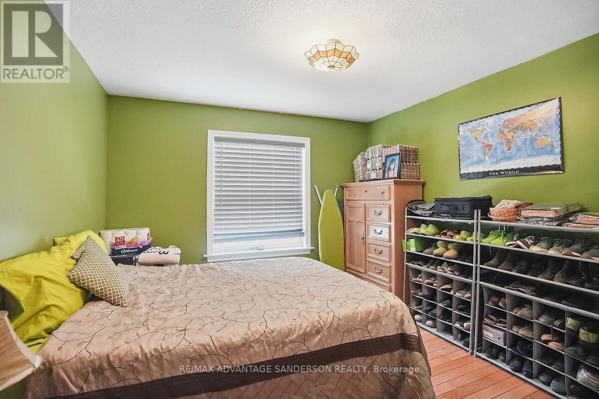 8201 Observatory Drive, Lucan Biddulph, Ontario  N0M 1V0 - Photo 43 - X12855322