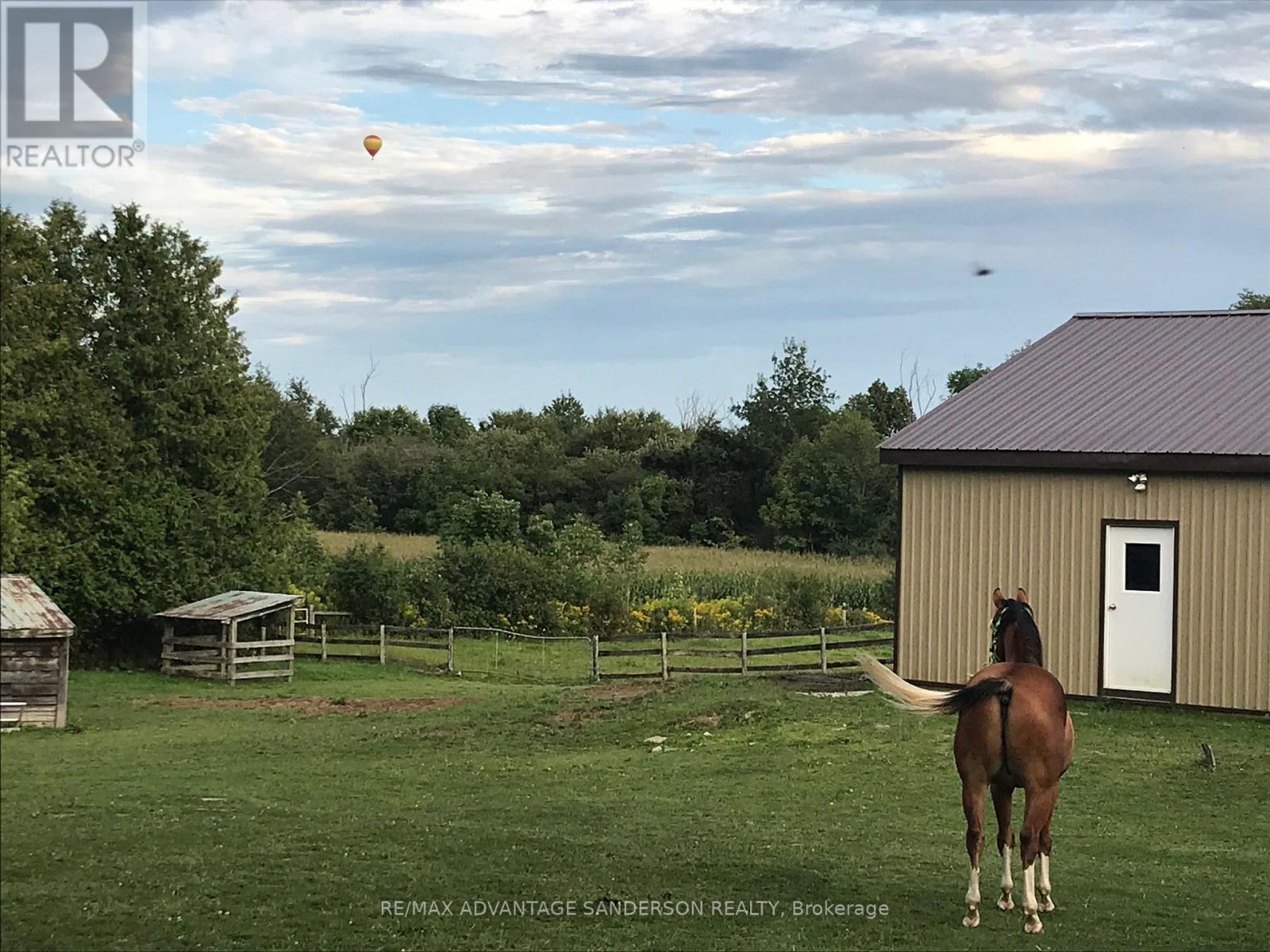 8201 Observatory Drive, Lucan Biddulph, Ontario  N0M 1V0 - Photo 26 - X12855326