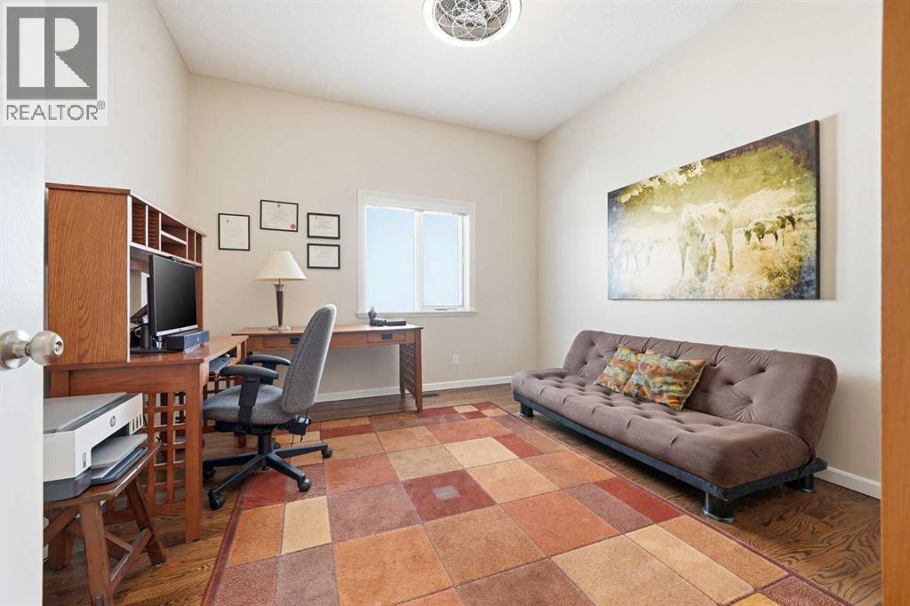 168 Christie Park View Sw, Calgary, Alberta  T3H 2Z3 - Photo 24 - A2286392