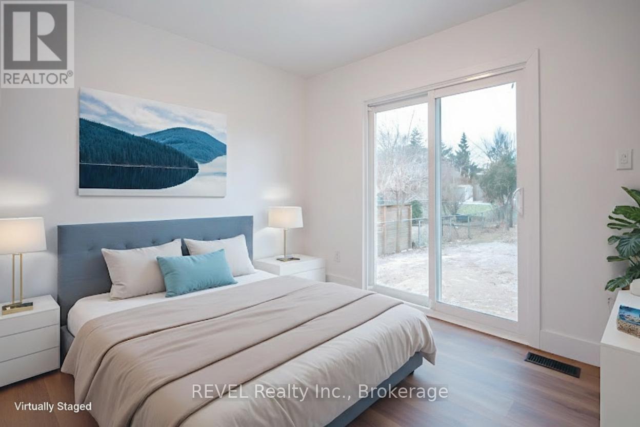 Upper - 2137 Mount Forest Drive, Burlington, Ontario  L7P 1H6 - Photo 7 - W12855254