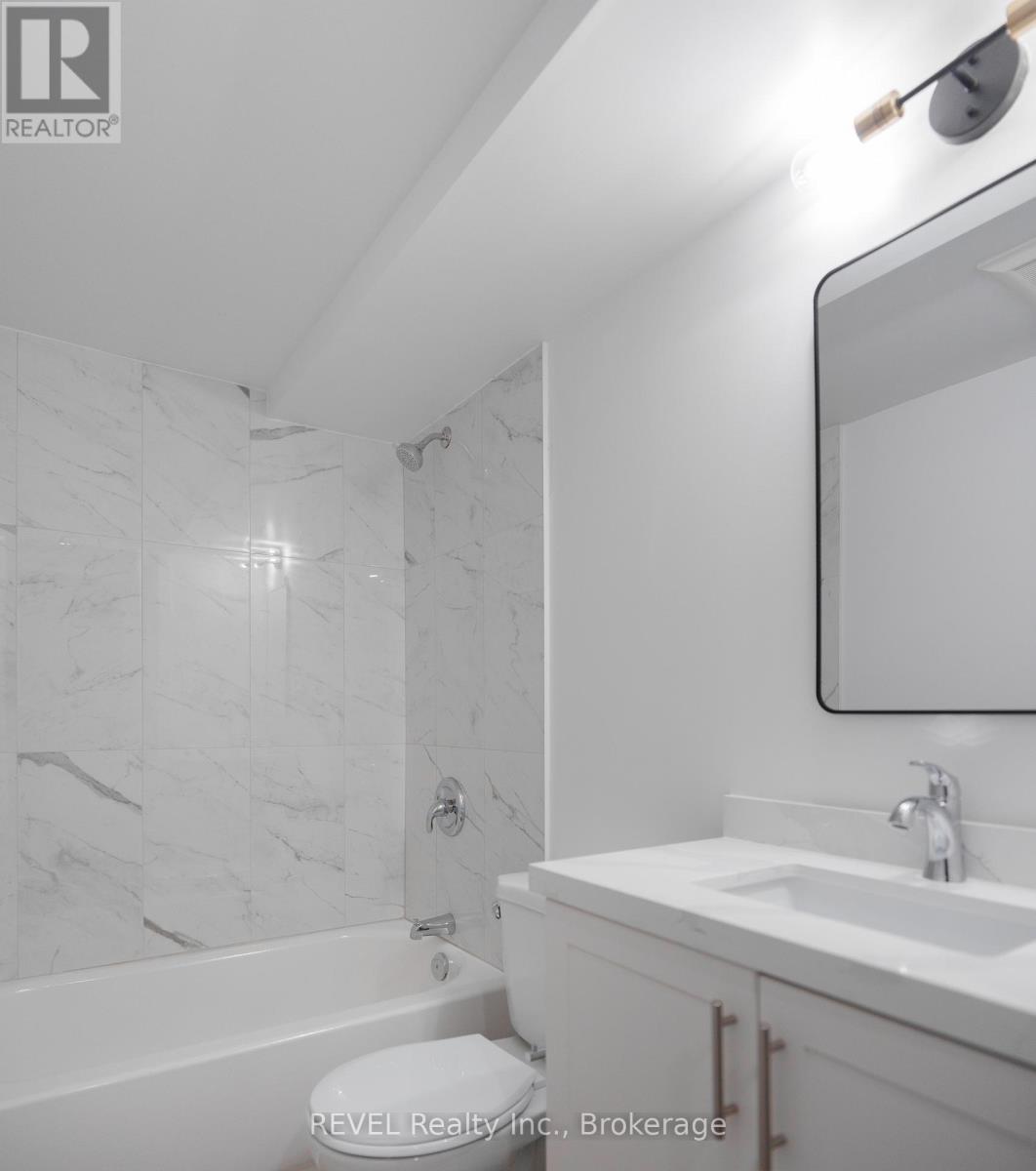 Lower - 2137 Mount Forest Drive, Burlington, Ontario  L7P 1H6 - Photo 13 - W12855266