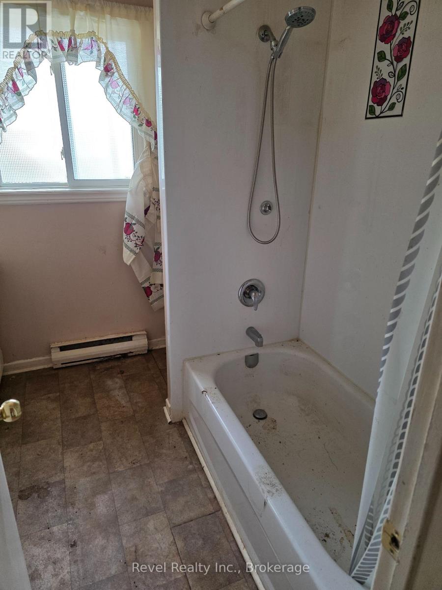 555 19th Street E, Owen Sound, Ontario  N4K 6B3 - Photo 16 - X12824768