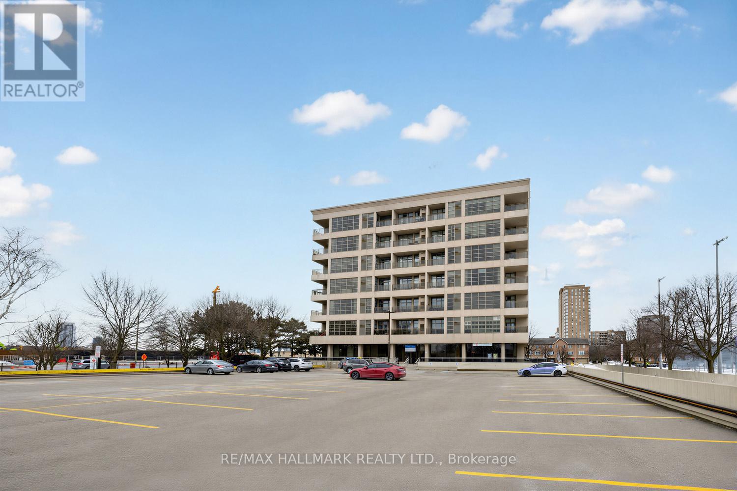 724 - 1 Leaside Park Drive, Toronto, Ontario  M4H 1R1 - Photo 25 - C12847294