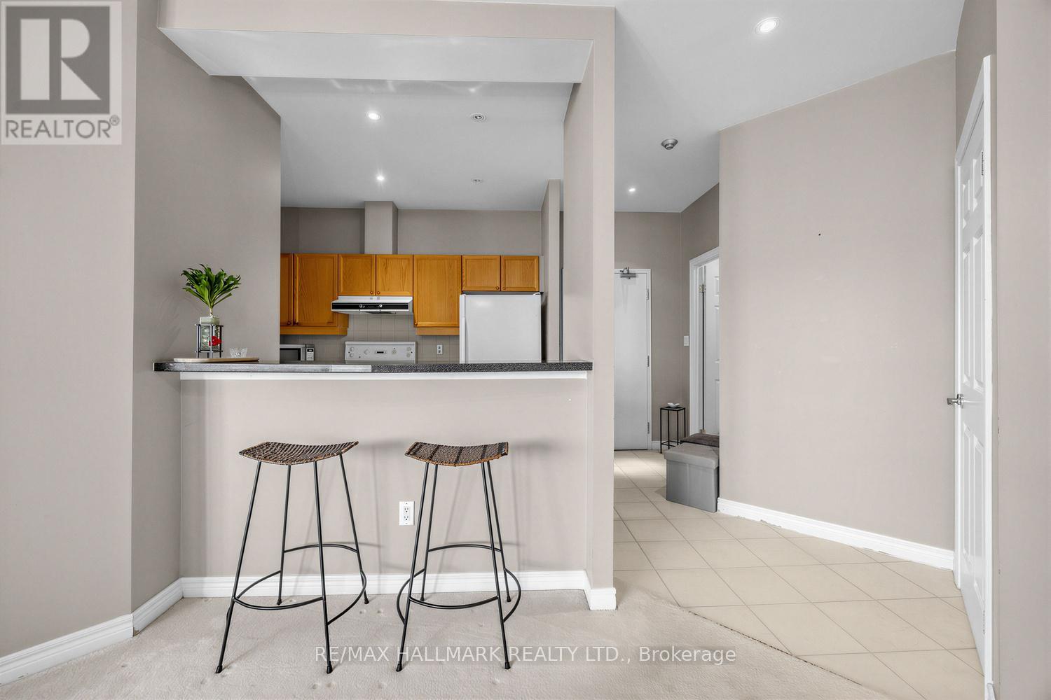 724 - 1 Leaside Park Drive, Toronto, Ontario  M4H 1R1 - Photo 16 - C12847294