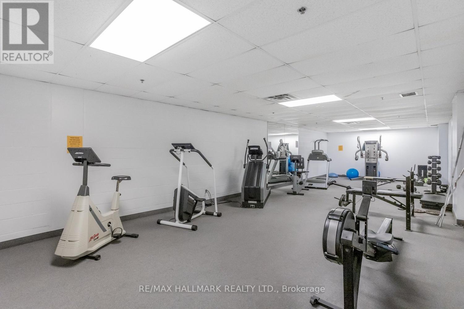 724 - 1 Leaside Park Drive, Toronto, Ontario  M4H 1R1 - Photo 7 - C12847294