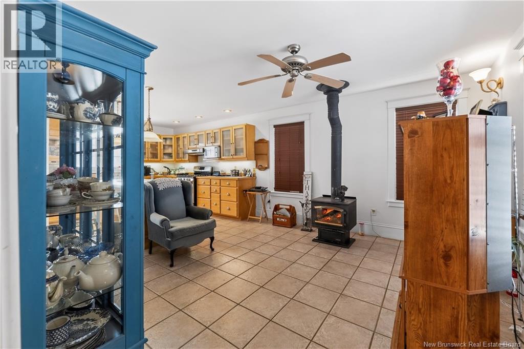 15 Queen E Street, St. Stephen, New Brunswick  E3L 2H9 - Photo 7 - NB134489
