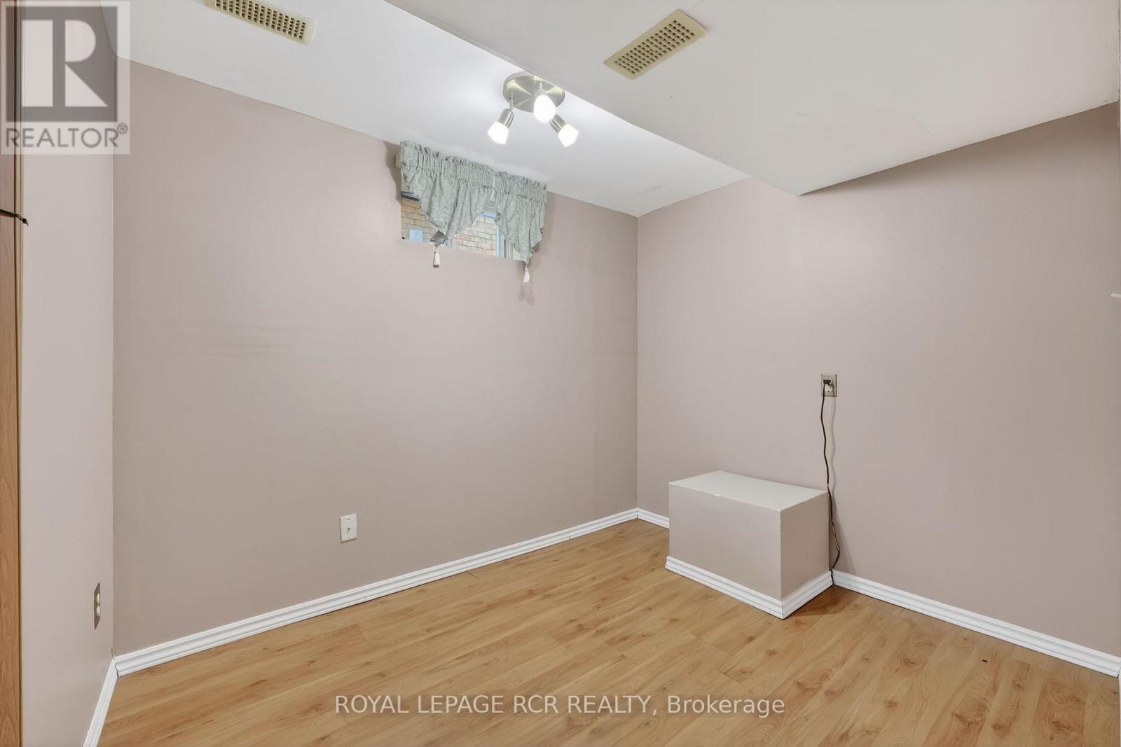 120 Lakeview Court, Orangeville, Ontario  L9W 4P3 - Photo 28 - W12854682