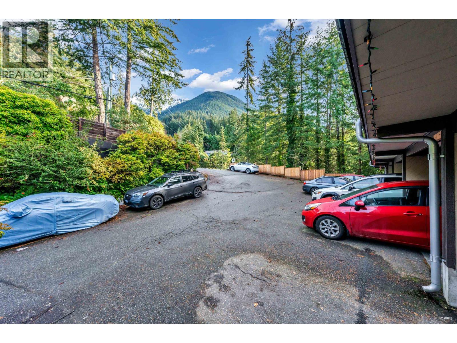 432 Crosscreek Road, Lions Bay, British Columbia  V0V 0V0 - Photo 36 - R3096936