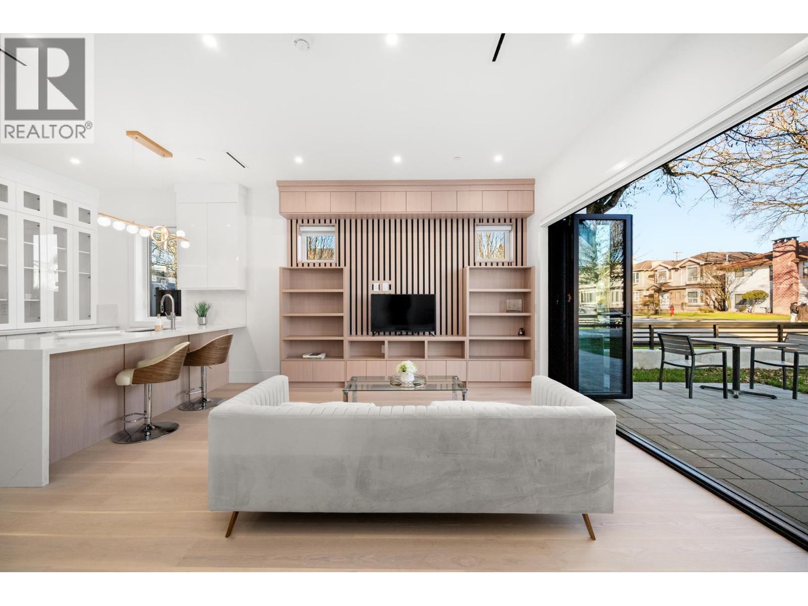 6307 Chester Street, Vancouver, British Columbia  V5W 3C4 - Photo 5 - R3096938