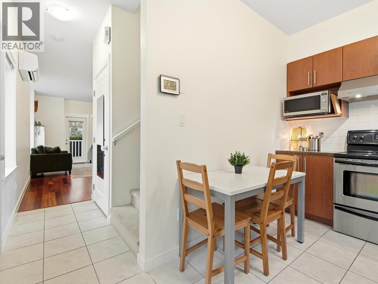 1 7136 18th Avenue, Burnaby, British Columbia  V3N 1H1 - Photo 10 - R3096940