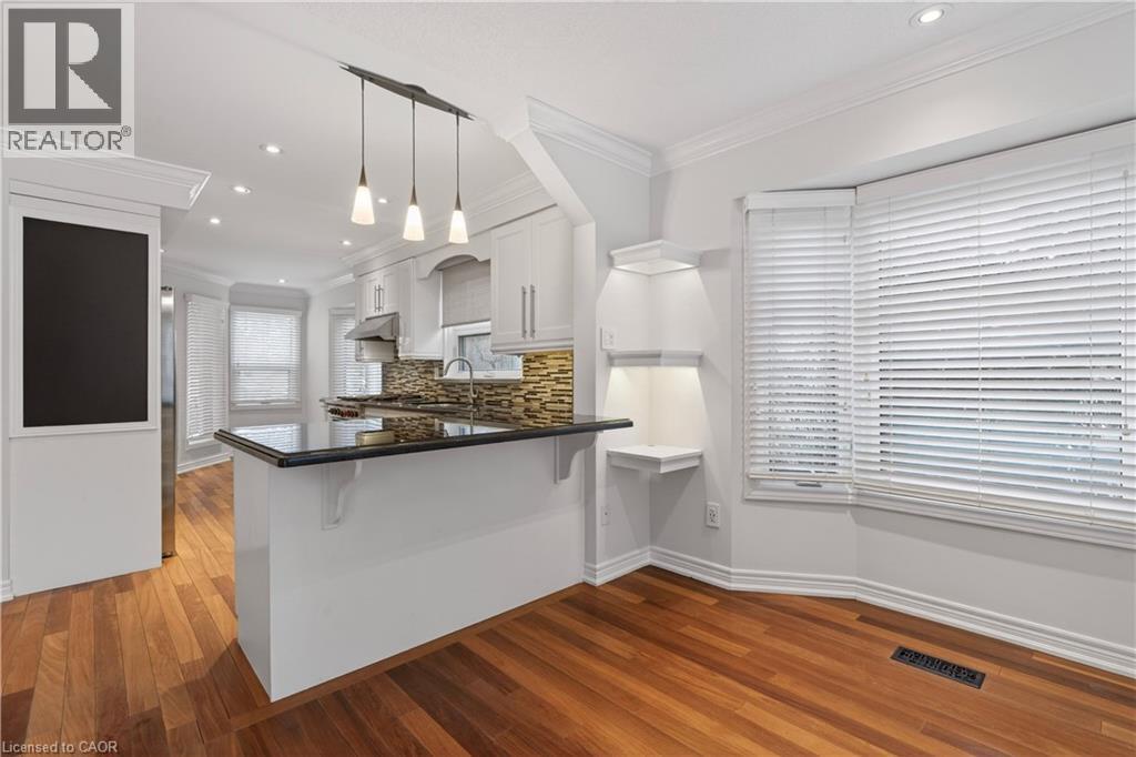 2065 Sixth Line Unit# 11, Oakville, Ontario  L6H 5R8 - Photo 12 - 40810110