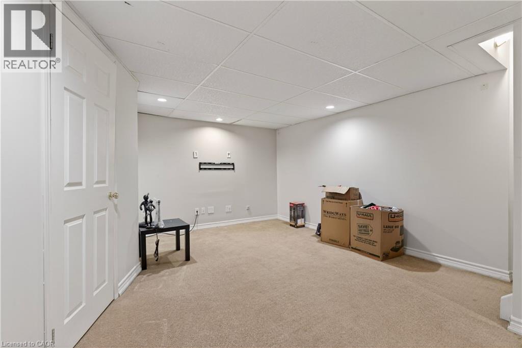 2065 Sixth Line Unit# 11, Oakville, Ontario  L6H 5R8 - Photo 18 - 40810110