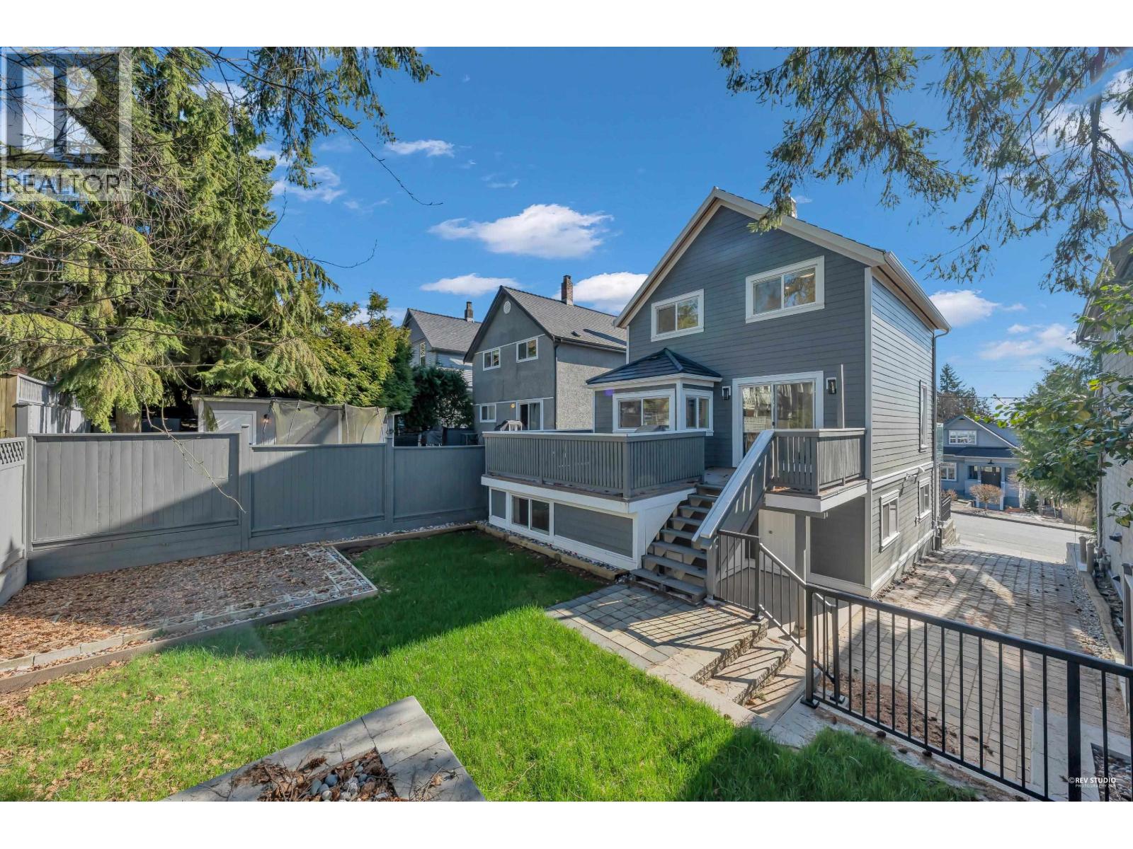 238 E 28th Street, North Vancouver, British Columbia  V7N 1C2 - Photo 30 - R3096954