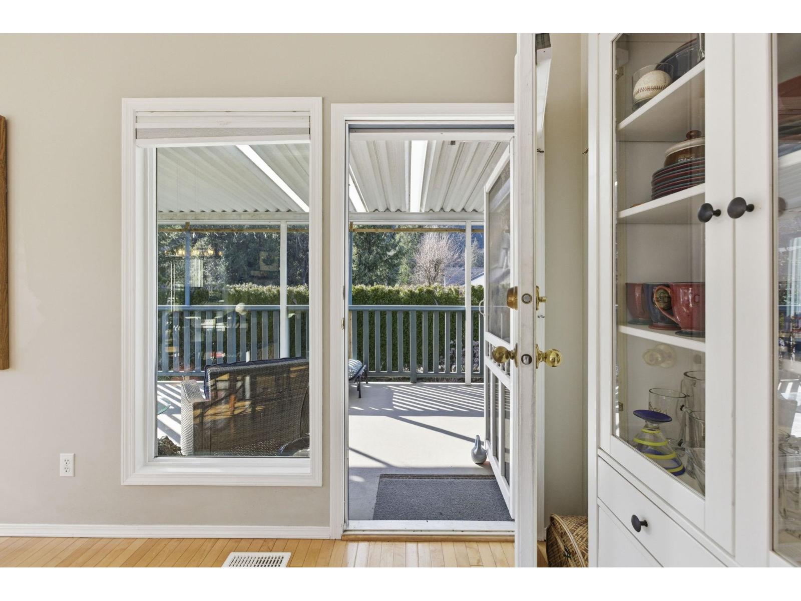 406 Miami River Drive, Harrison Hot Springs, Harrison Hot Springs, British Columbia  V0M 1K0 - Photo 11 - R3096640