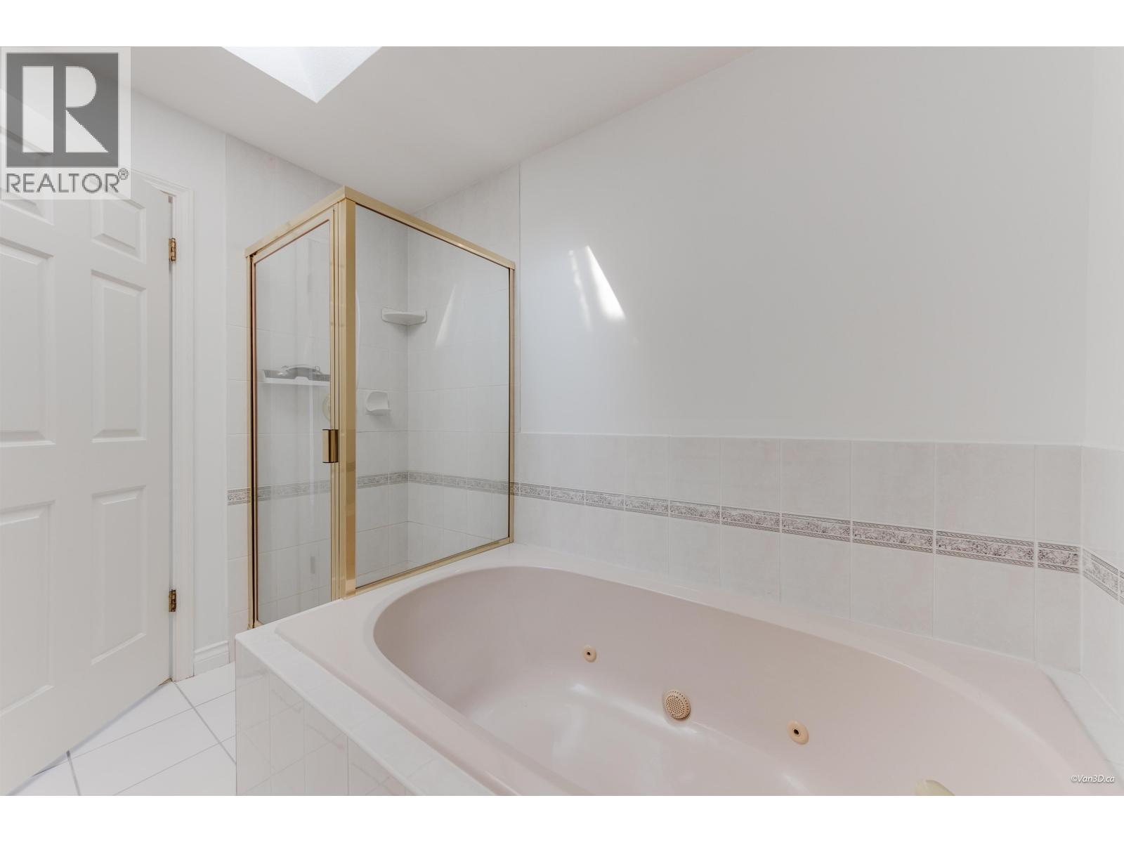 6300 Bouchard Court, Richmond, British Columbia  V7C 5H4 - Photo 23 - R3096869