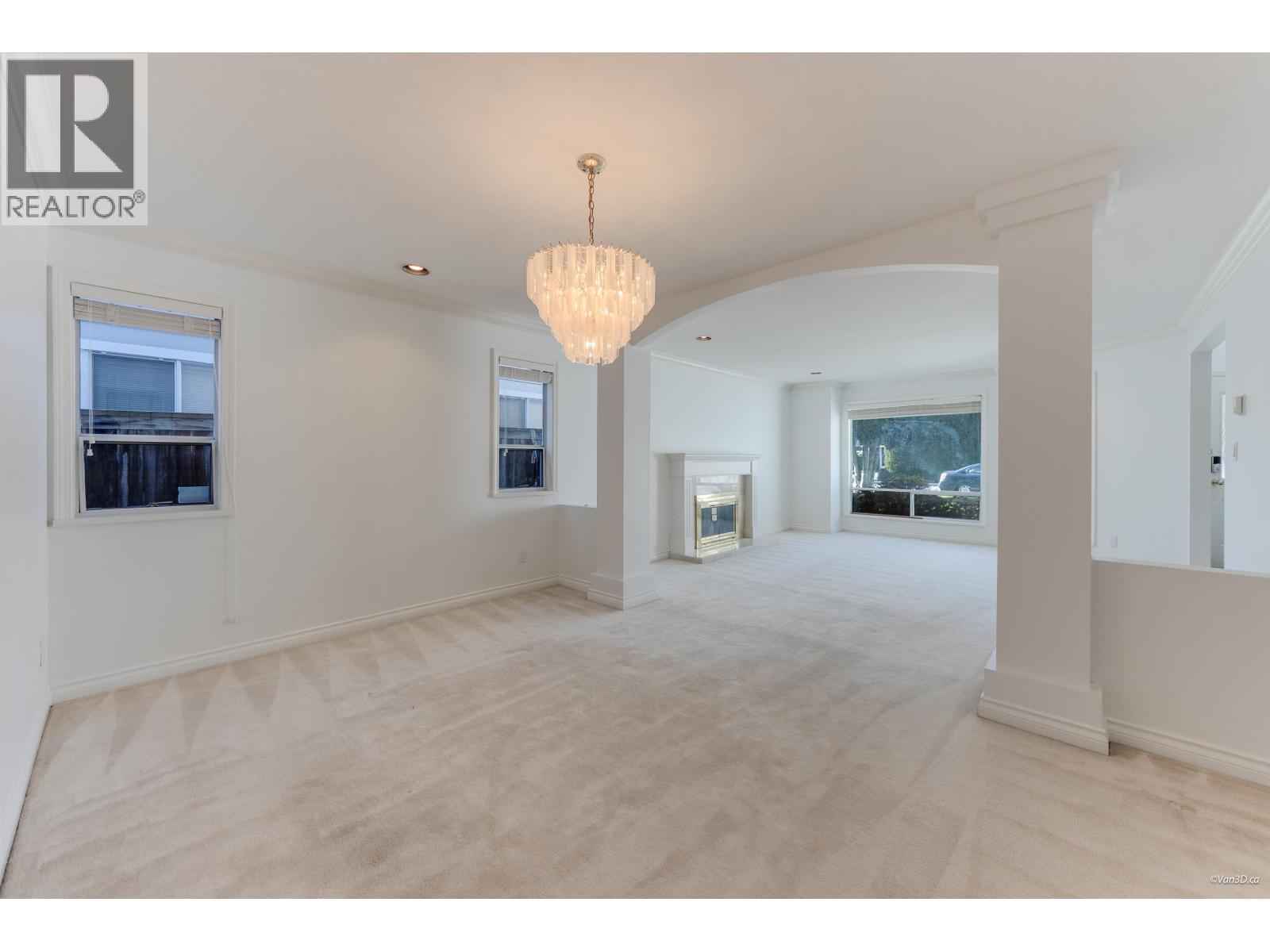 6300 Bouchard Court, Richmond, British Columbia  V7C 5H4 - Photo 6 - R3096869