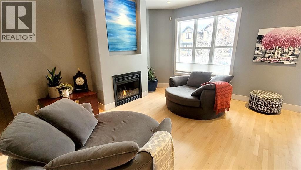 3043 28 Street Sw, Calgary, Alberta  T3E 2J4 - Photo 6 - A2289373