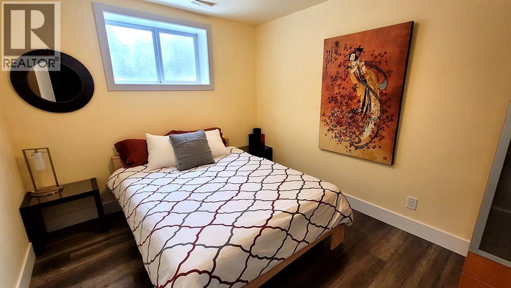 3043 28 Street Sw, Calgary, Alberta  T3E 2J4 - Photo 35 - A2289373