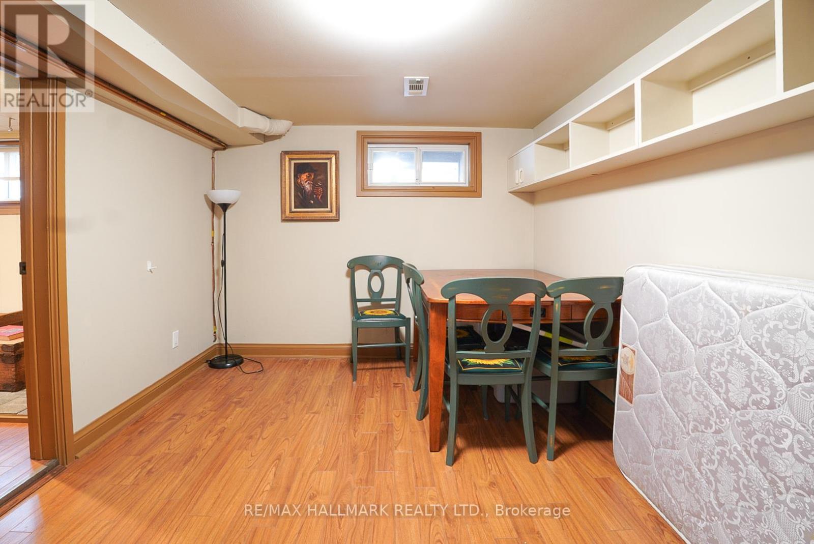 106 Phillip Avenue, Toronto (Birchcliffe-Cliffside), Ontario  M1N 3R4 - Photo 16 - E12855260