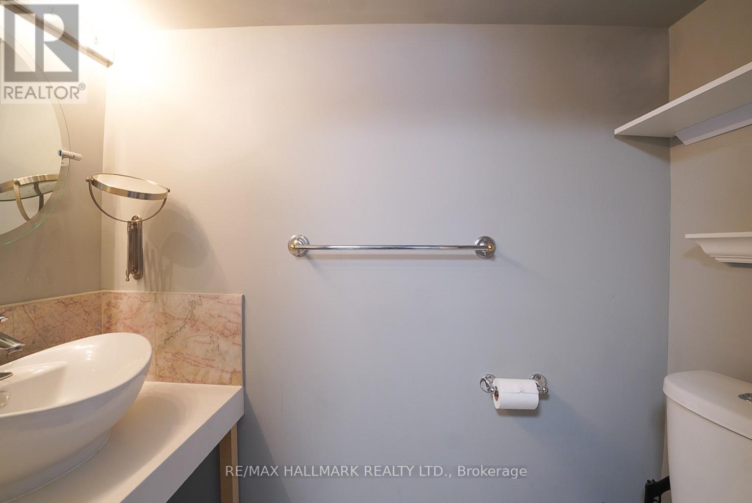 106 Phillip Avenue, Toronto (Birchcliffe-Cliffside), Ontario  M1N 3R4 - Photo 18 - E12855260