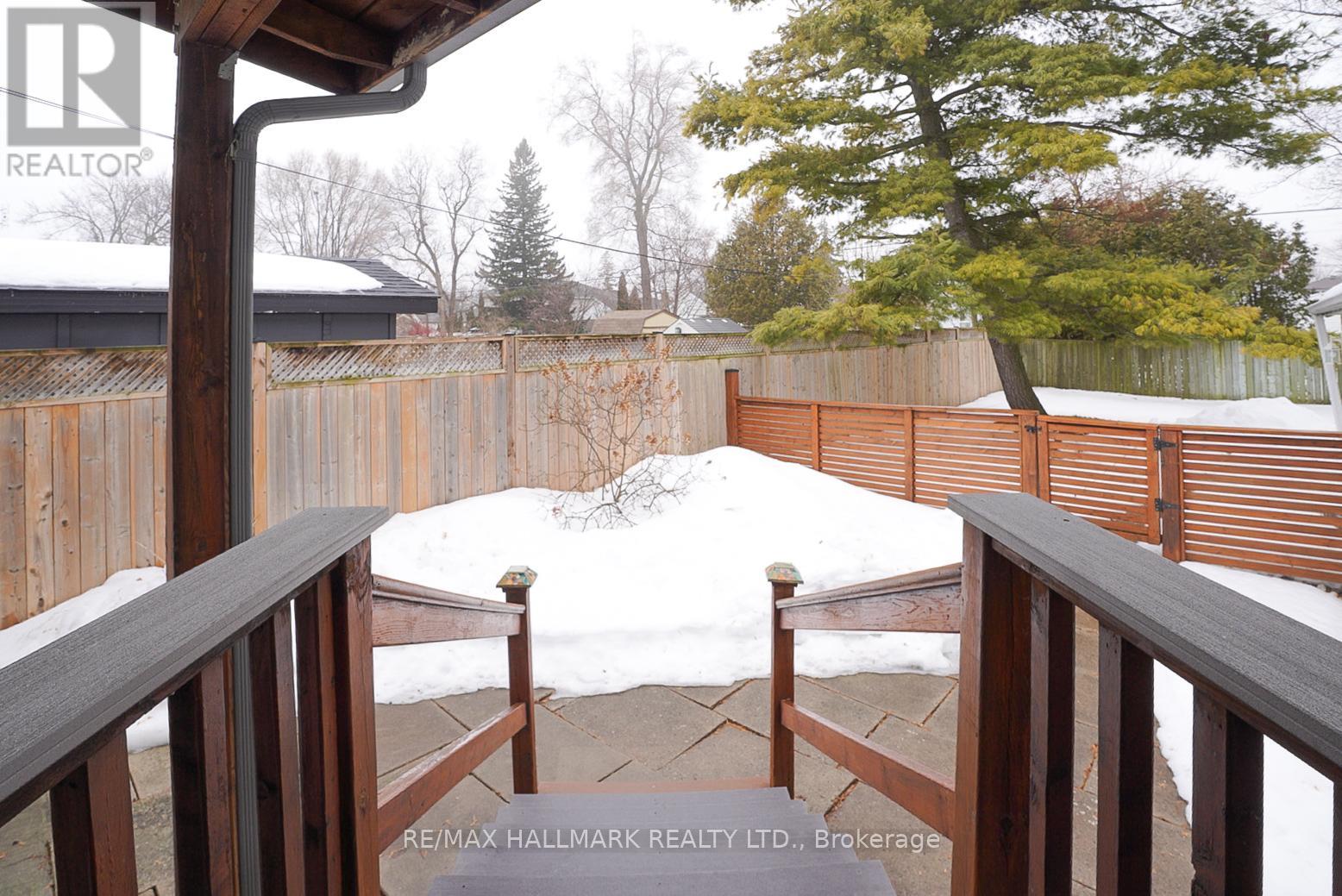 106 Phillip Avenue, Toronto (Birchcliffe-Cliffside), Ontario  M1N 3R4 - Photo 20 - E12855260