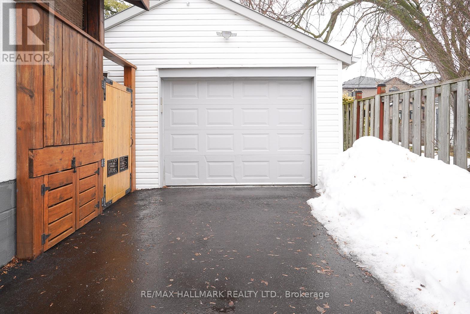 106 Phillip Avenue, Toronto (Birchcliffe-Cliffside), Ontario  M1N 3R4 - Photo 25 - E12855260