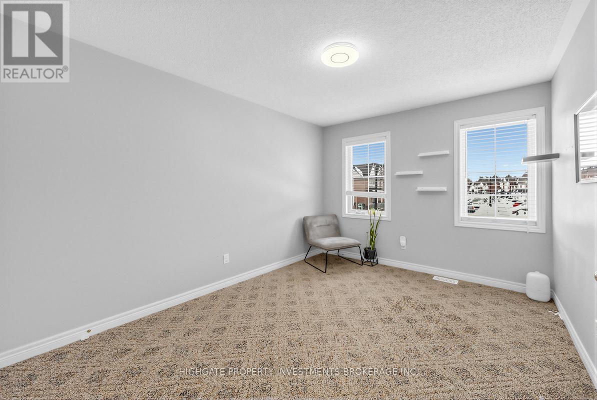 2571 Canadian Street, Pickering (Duffin Heights), Ontario  L1X 0C7 - Photo 18 - E12855302