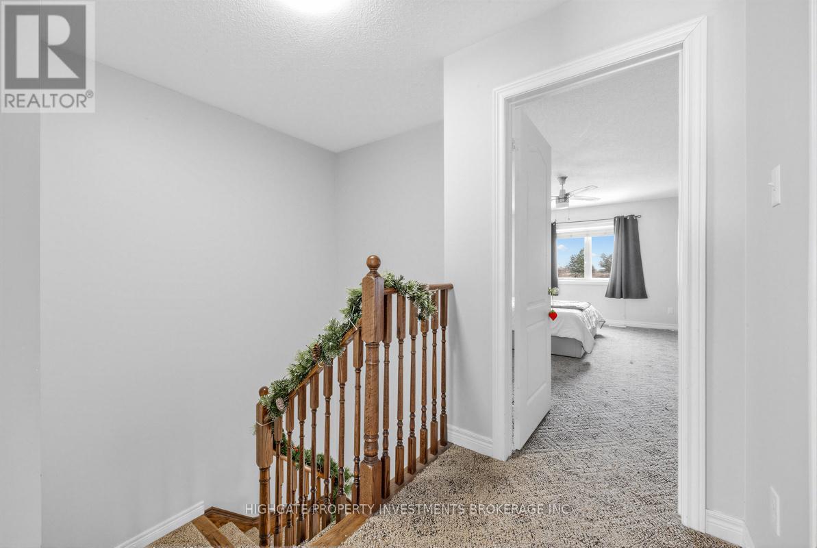 2571 Canadian Street, Pickering (Duffin Heights), Ontario  L1X 0C7 - Photo 20 - E12855302