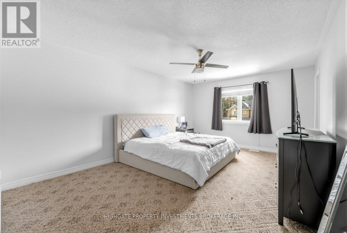 2571 Canadian Street, Pickering (Duffin Heights), Ontario  L1X 0C7 - Photo 21 - E12855302