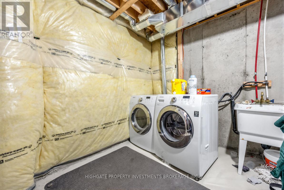 2571 Canadian Street, Pickering (Duffin Heights), Ontario  L1X 0C7 - Photo 26 - E12855302