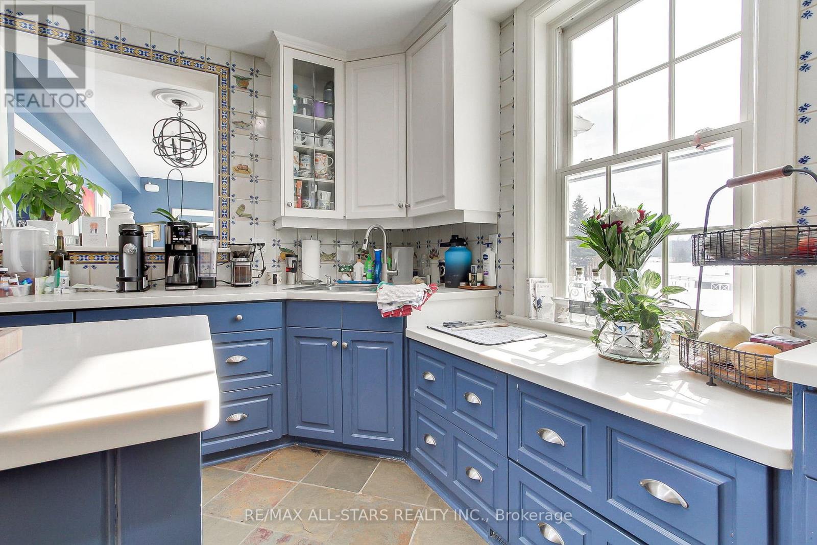 4901 Vandorf Road W, Whitchurch-Stouffville, Ontario  L4A 7X5 - Photo 8 - N12855240