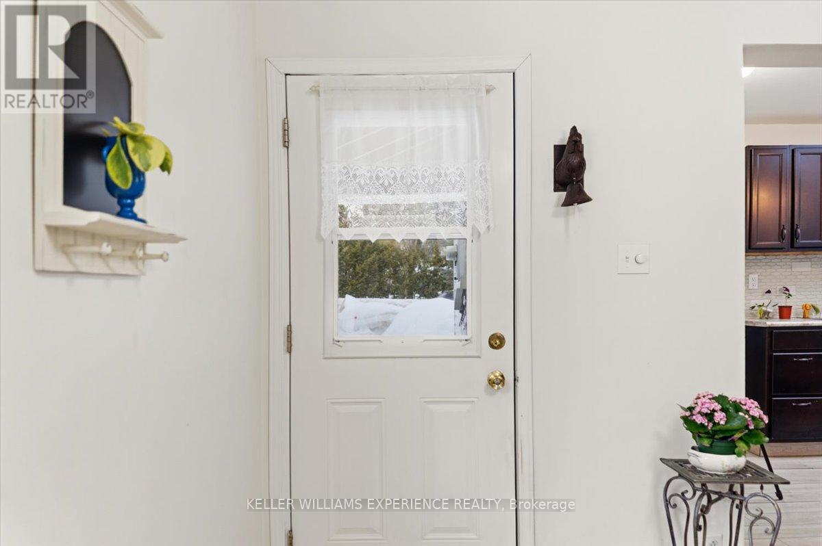 755 Happy Vale Drive, Innisfil (Alcona), Ontario  L9S 2E5 - Photo 2 - N12855294