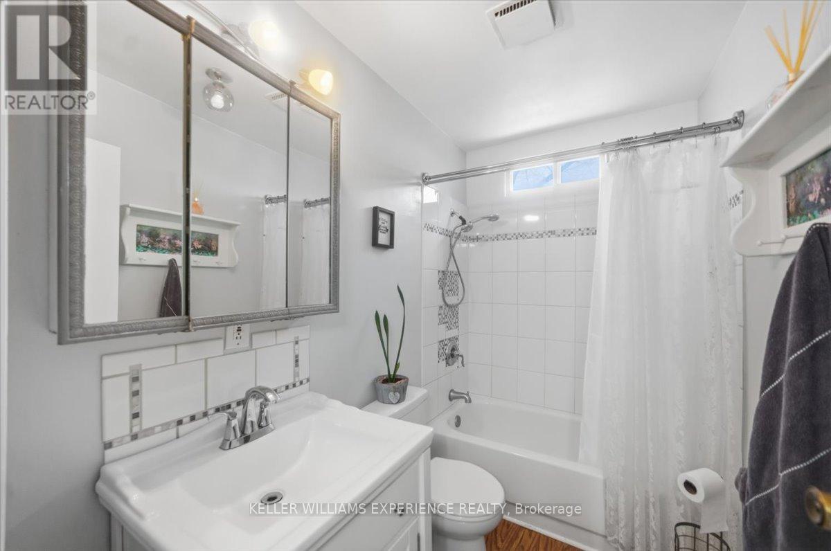 755 Happy Vale Drive, Innisfil (Alcona), Ontario  L9S 2E5 - Photo 30 - N12855294