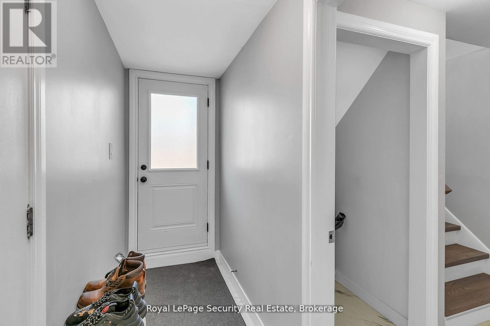 479 Britannia Avenue, Bradford West Gwillimbury (Bradford), Ontario  L3Z 2C9 - Photo 28 - N12855332