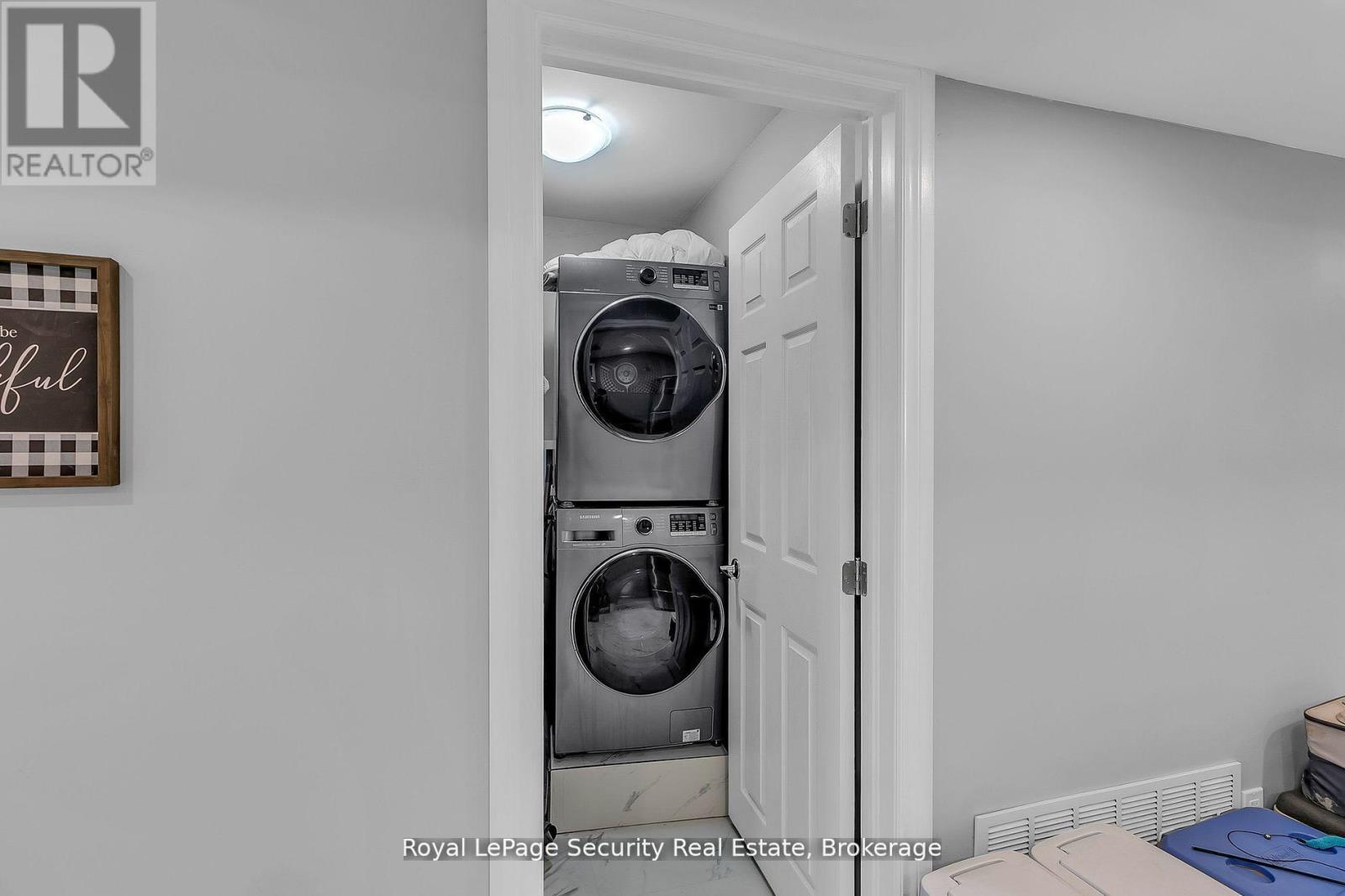 479 Britannia Avenue, Bradford West Gwillimbury (Bradford), Ontario  L3Z 2C9 - Photo 37 - N12855332