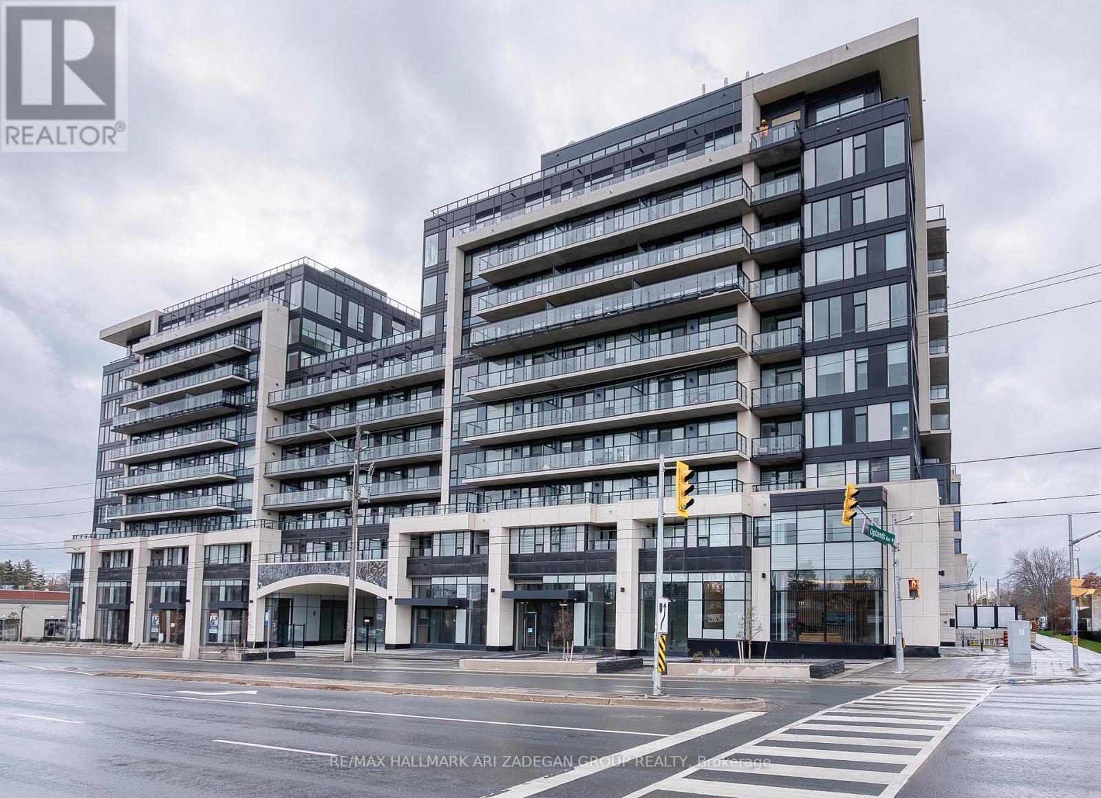 805 - 8188 Yonge Street, Vaughan (Uplands), Ontario  L4J 1W5 - Photo 1 - N12855338