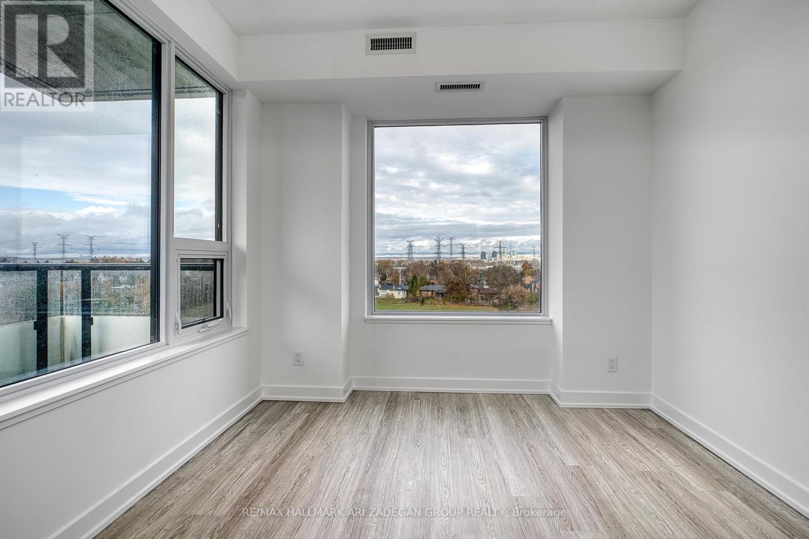 805 - 8188 Yonge Street, Vaughan (Uplands), Ontario  L4J 1W5 - Photo 14 - N12855338