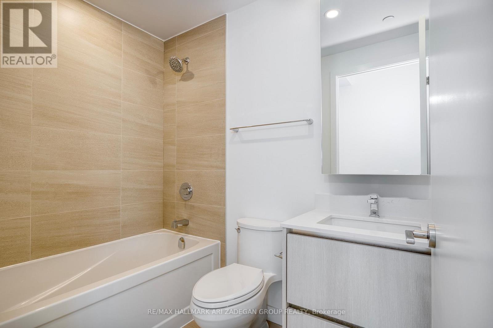 805 - 8188 Yonge Street, Vaughan (Uplands), Ontario  L4J 1W5 - Photo 18 - N12855338